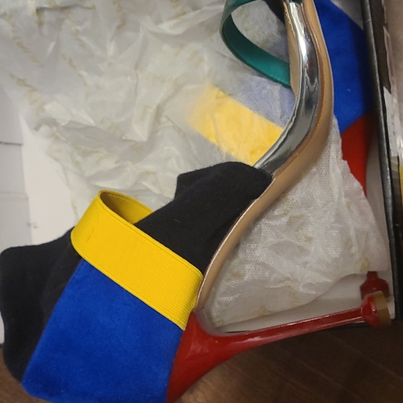 Multi-Color Heels - Picture 4 of 4